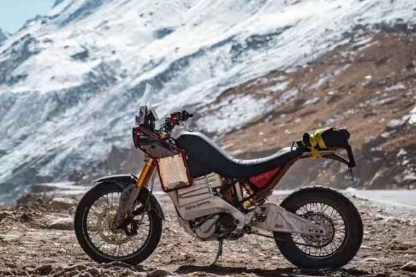 Royal Enfield Himalayan Electric త్వరలో ఎన్ఫీల్డ్ హిమాలయన్ ఎలక్ట్రిక్ వచ్చేస్తోంది.. royal enfield himalayan electric