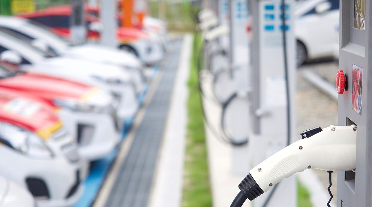 ఆ నగరాల్లో EV charging stations పెరిగాయ్..