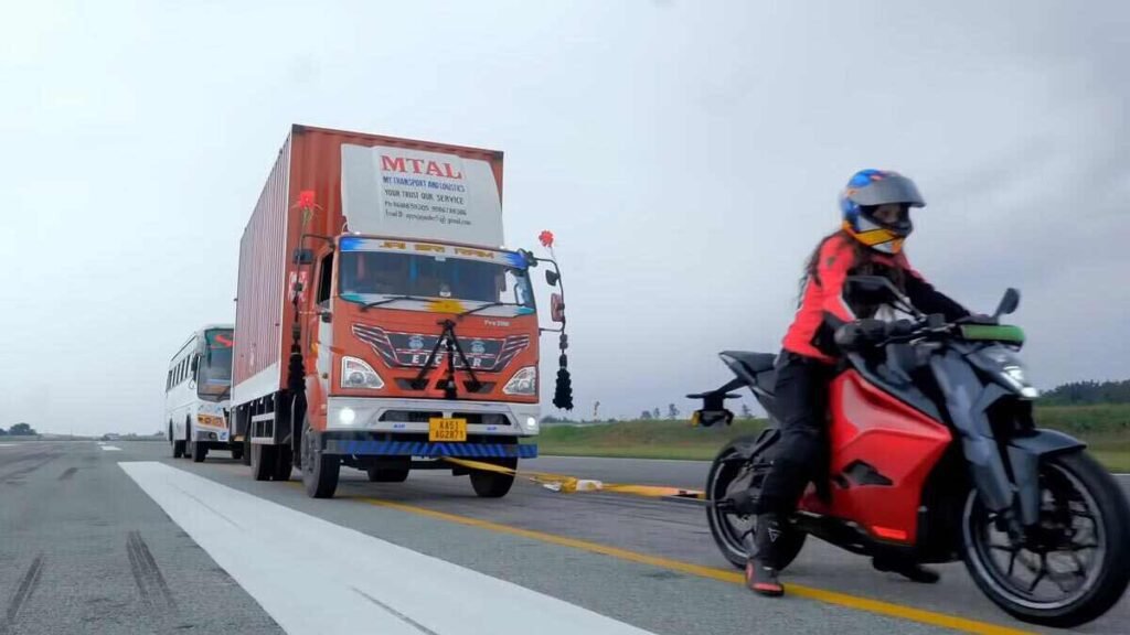 ultraviolette f77 viral video