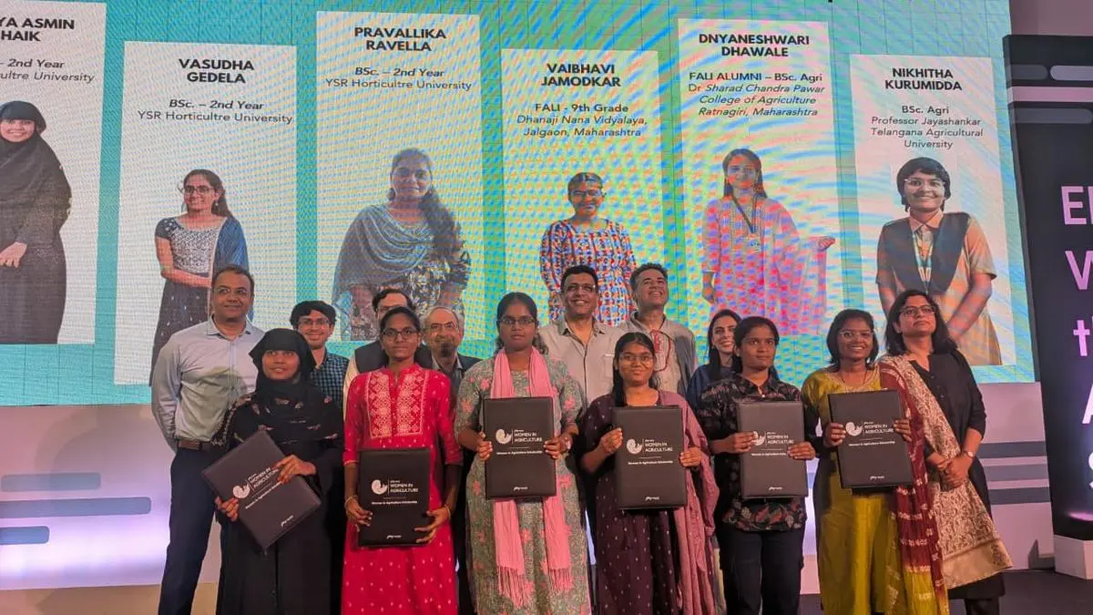 అగ్రికల్చర్ విద్యార్థినుల కోసం గోద్రెజ్ ఆగ్రోవెట్ కెరీర్ యాక్సిలరేటర్ ప్రోగ్రామ్ ప్రారంభం.